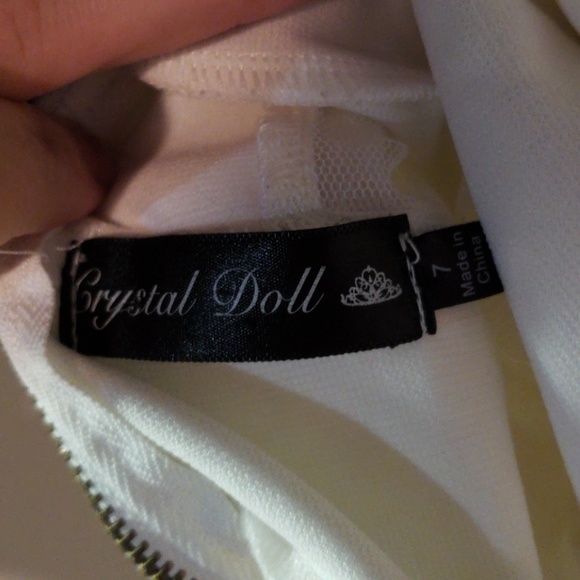 Dress - Picture 2 of 2